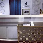 乐日撤酒店